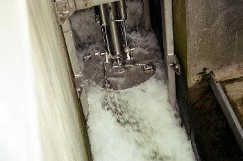 可変翼水車画像1