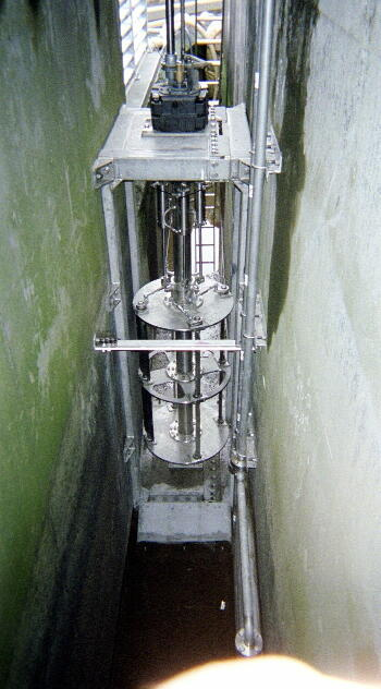 可変翼水車画像2